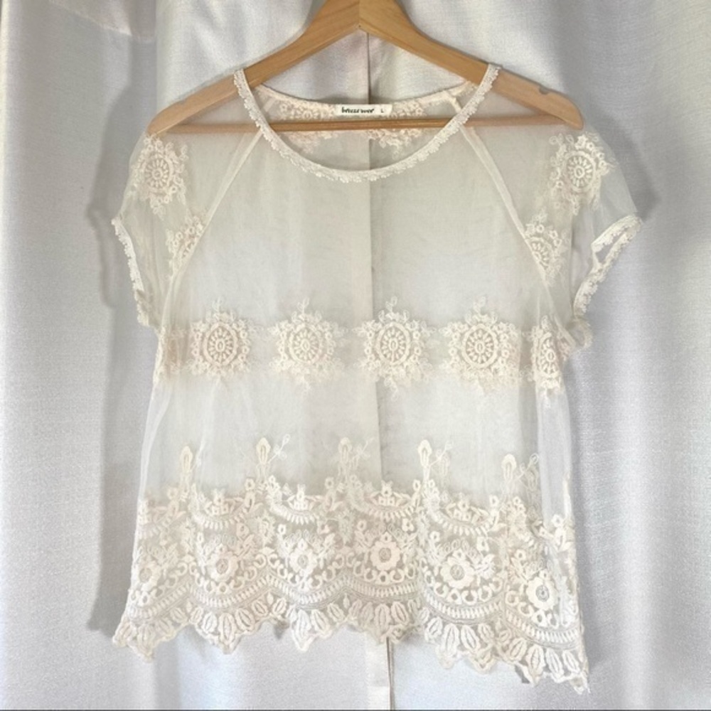 Breeze Ever Sheer Lace Top Ecru Size L